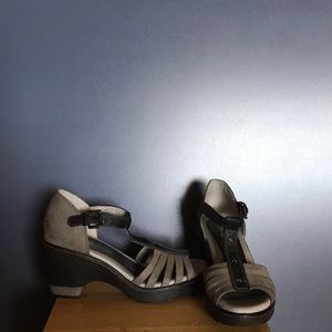 Jambu cushioned wedges